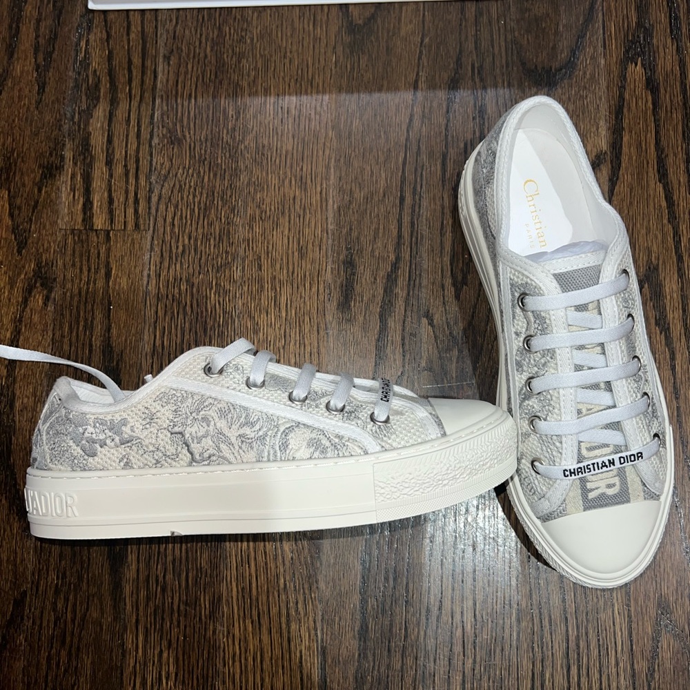 DIOR WALK’N’ SNEAKERS